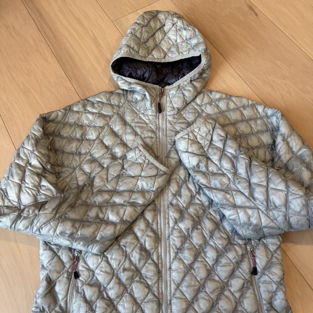 North Face Thermoball Jacket Women's Medium Gray Full Zip Insulated Outerwear - Picture 4 of 9
